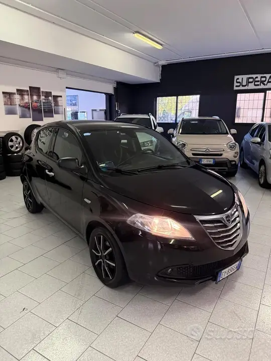 Lancia Ypsilon 2015 photo 3
