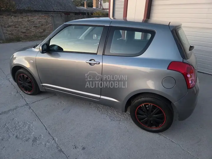 Suzuki Swift 2008 photo 4