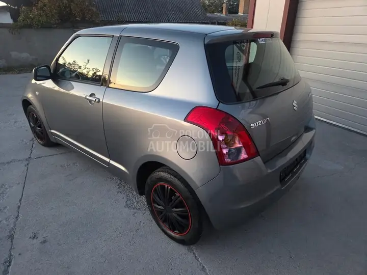 Suzuki Swift 2008 photo 3