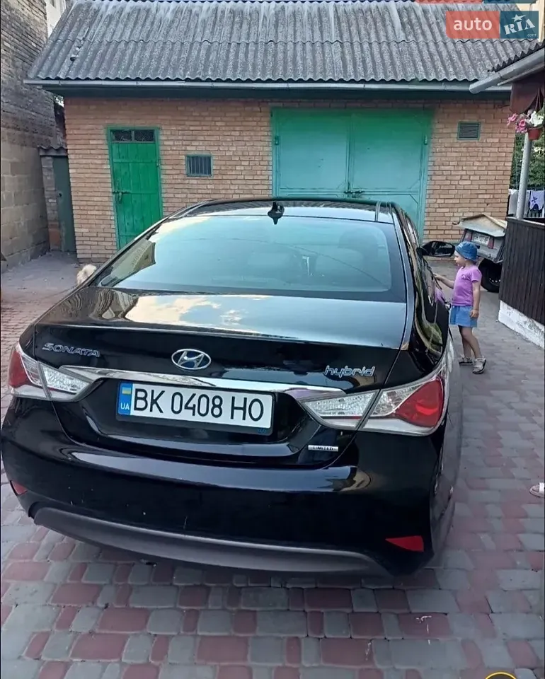 Hyundai Sonata 2014 photo 2