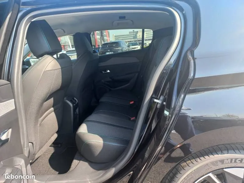 Peugeot 308 2025 photo 3