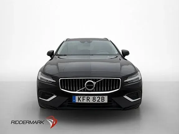 Volvo V60 2022 photo 2