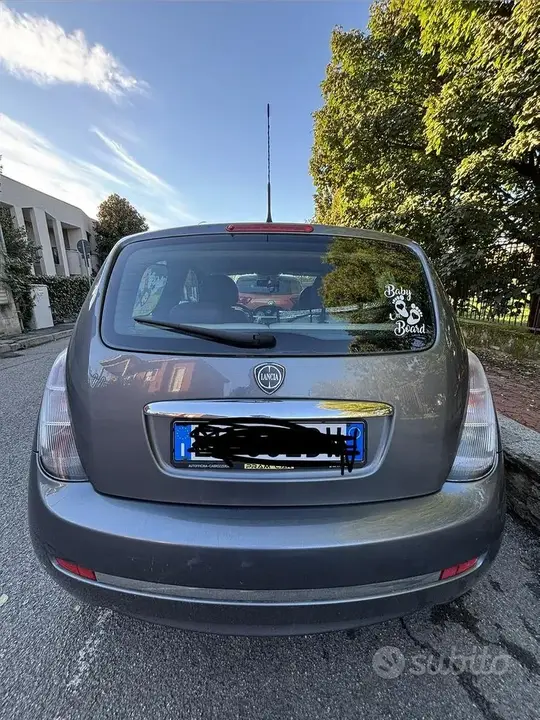 Lancia Ypsilon 2011 photo 3
