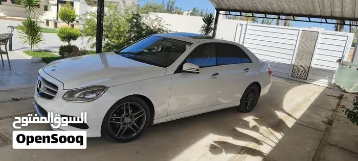 Mercedes-Benz E-Class 2015 photo 4