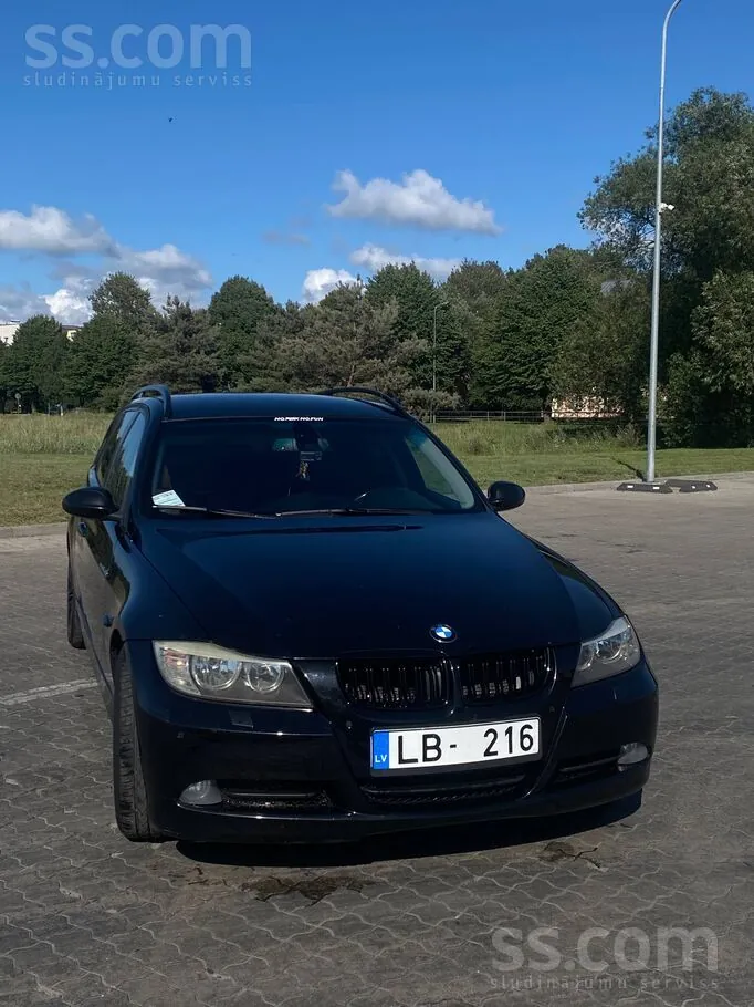 BMW 320