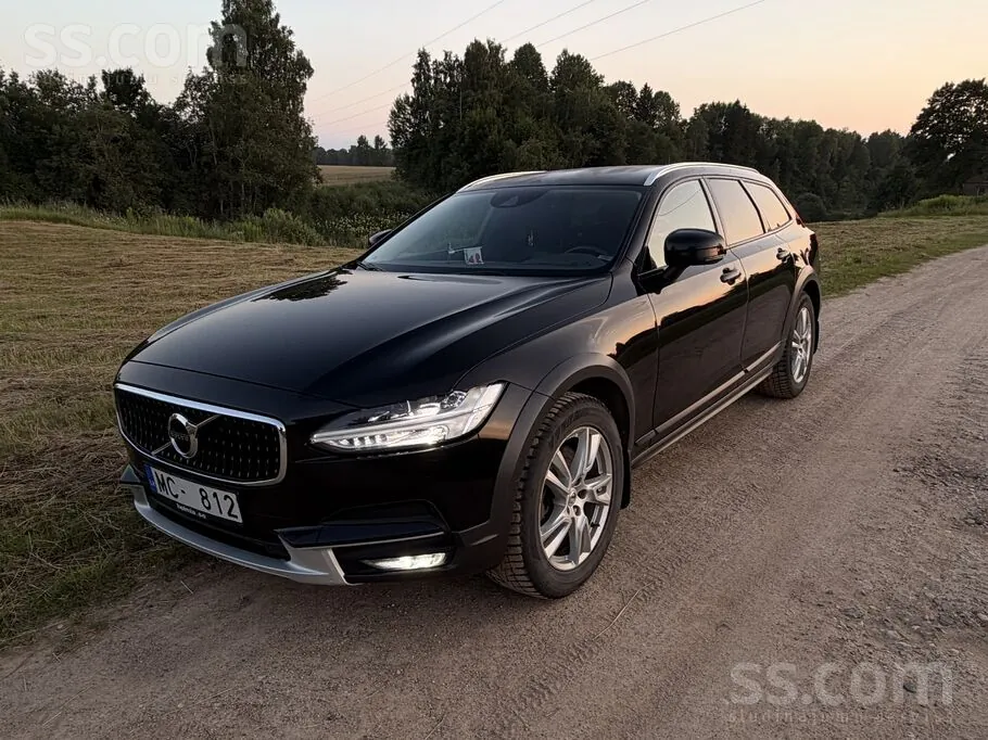 Volvo V90