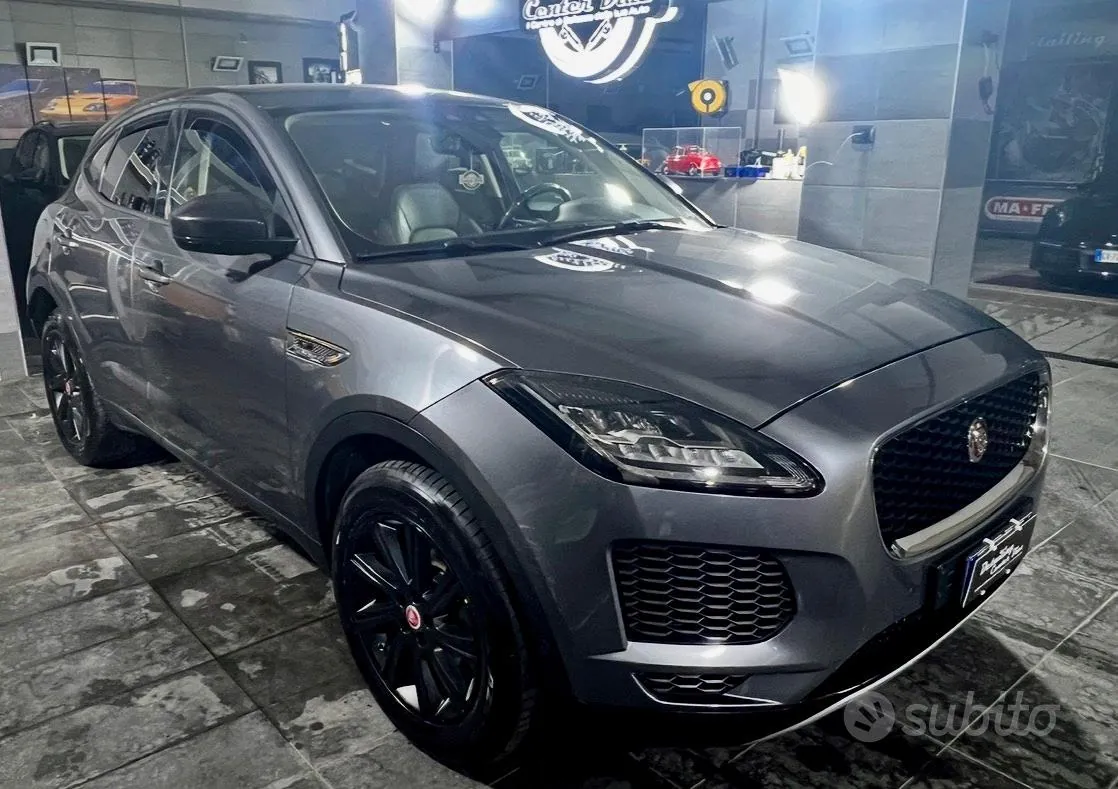 Jaguar E-Pace 2018 photo 3