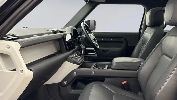 Land Rover Defender 90 2024 photo 3