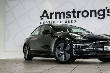 Tesla Model 3 2022 photo 5