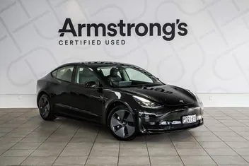 Tesla Model 3 2022 photo 2