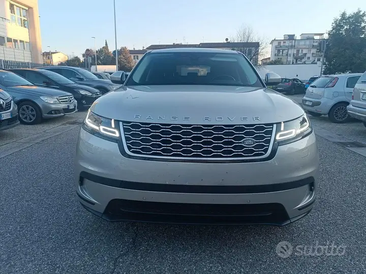 Land Rover Range Rover Velar 2019 photo 3