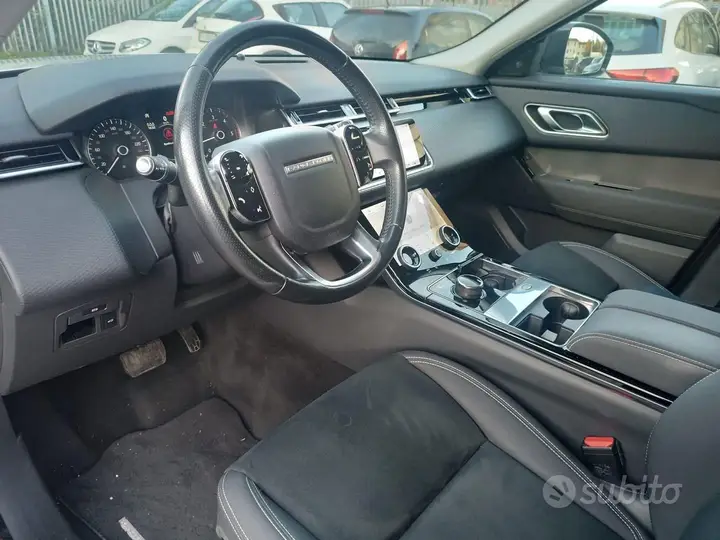 Land Rover Range Rover Velar 2019 photo 5