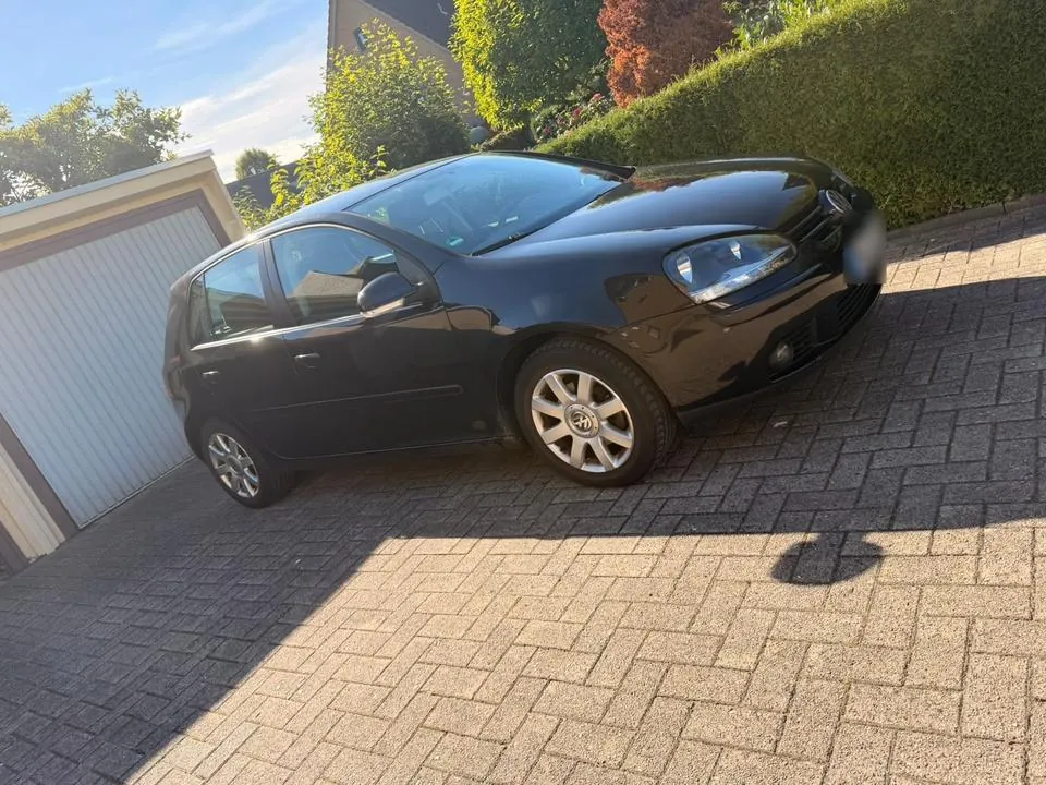 Volkswagen Golf V