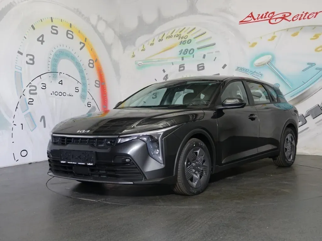 Kia K4 photo 3