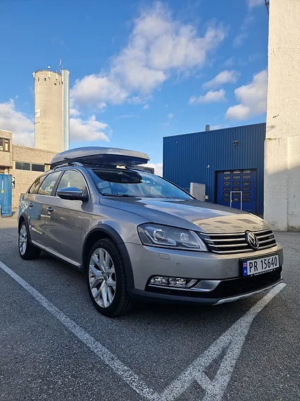 Volkswagen Passat Alltrack 2012 photo 2
