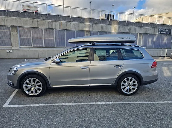 Volkswagen Passat Alltrack 2012 photo 4