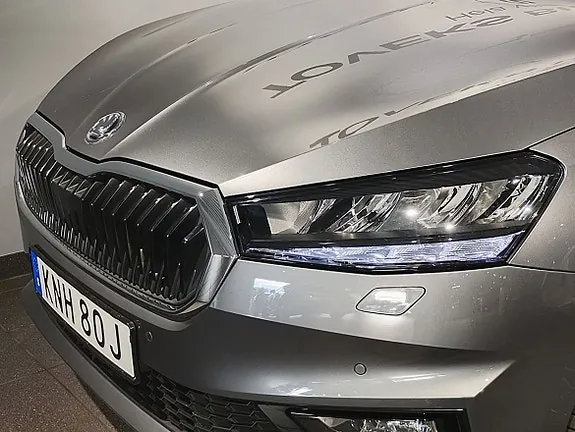Skoda Fabia 2023 photo 2