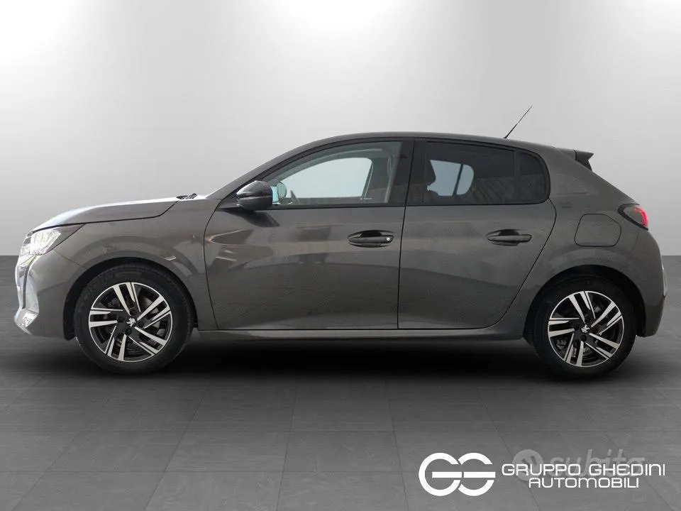 Peugeot 208 2023 photo 2