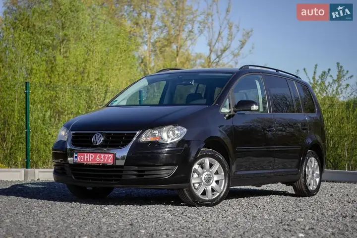 Volkswagen Touran 2009 photo 5