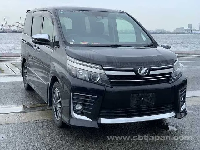 Toyota Voxy Zs Kirameki 2