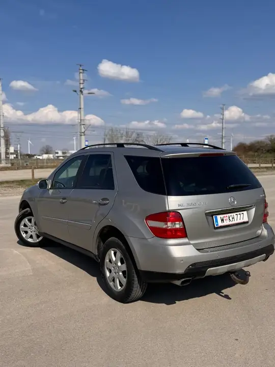 Mercedes-Benz M-Class 2007 photo 3