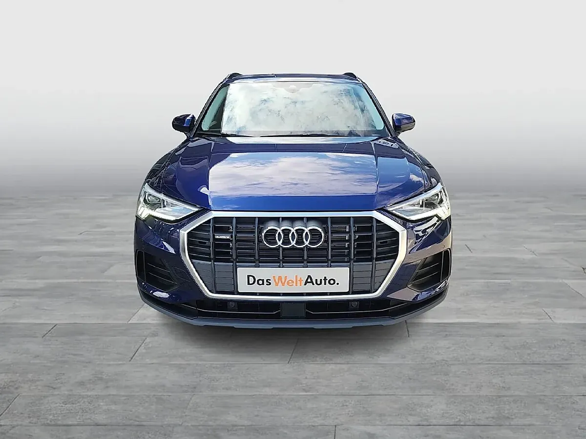 Audi Q3 2023 photo 2