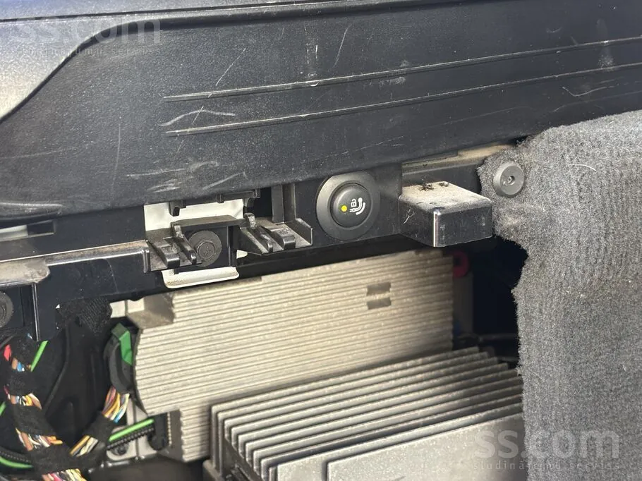 BMW X5 2011 photo 2