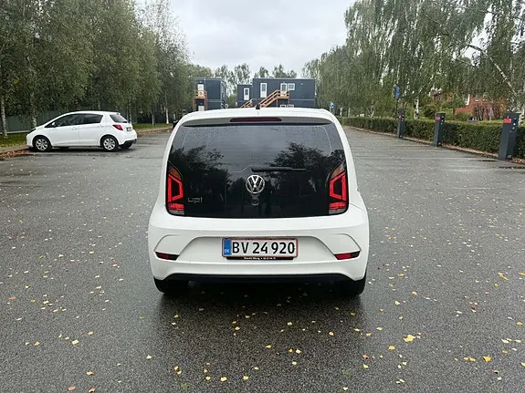 Volkswagen Up 2017 photo 5