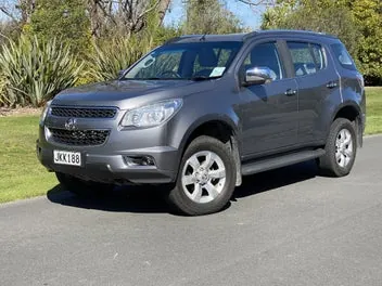Holden Colorado 2015 photo 2
