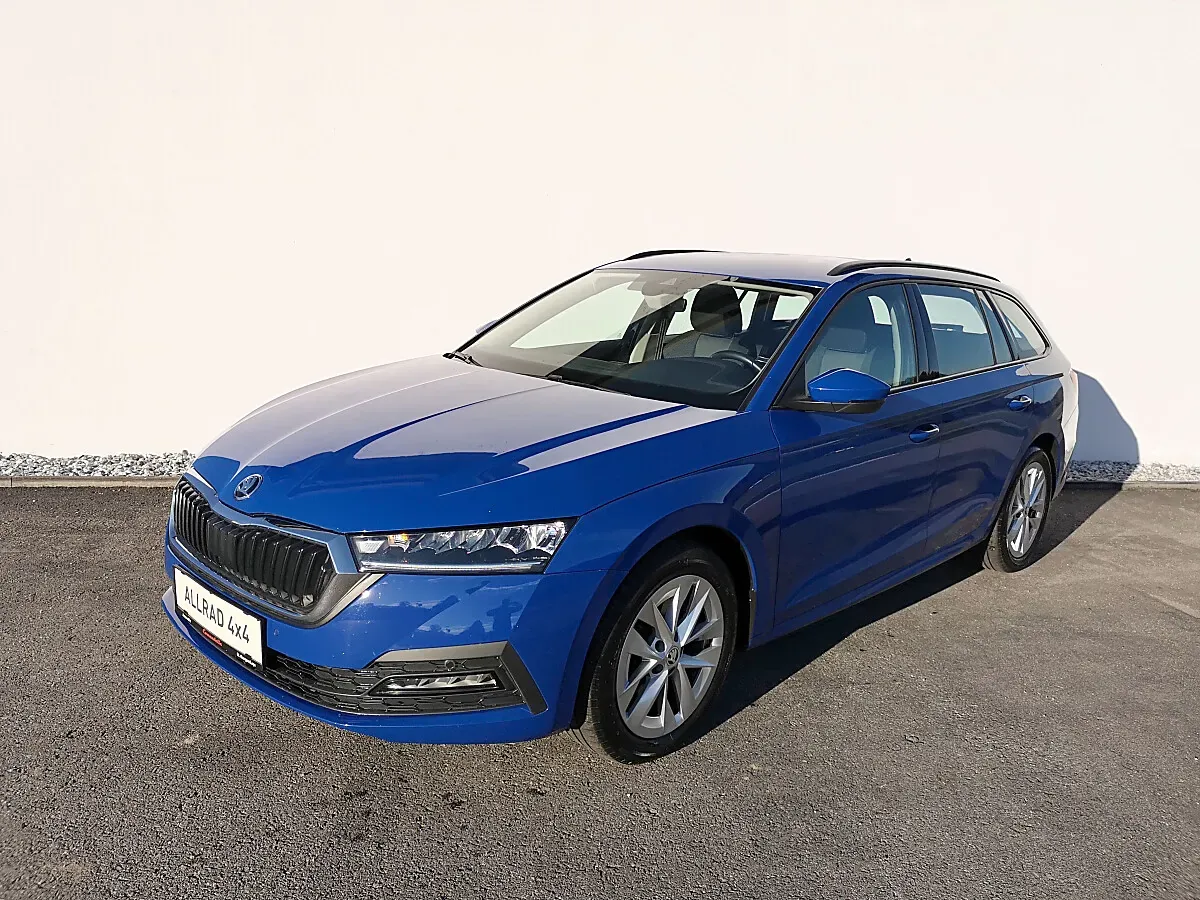 Skoda Octavia 2021 photo 2