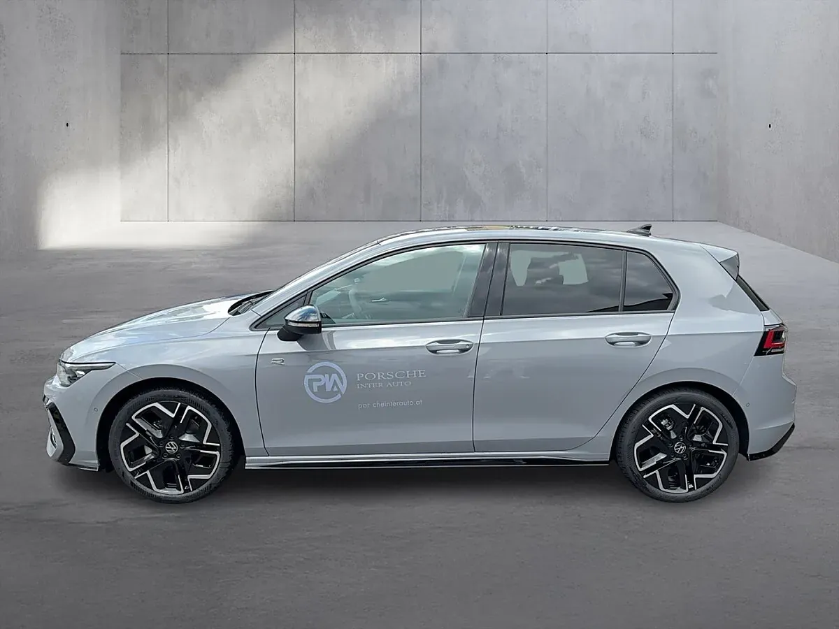 Volkswagen Golf 2026 photo 2
