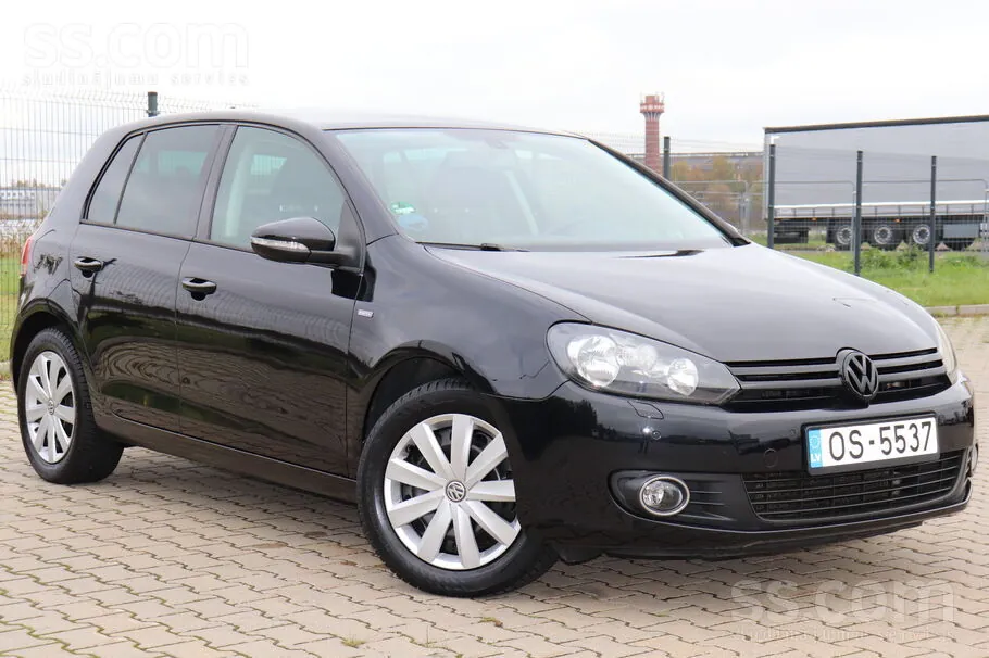 Volkswagen Golf 2012 photo 2