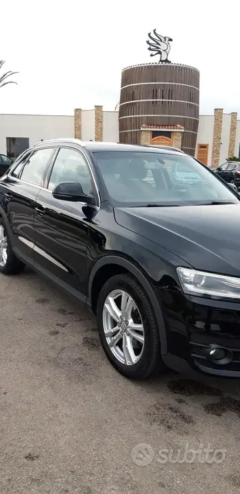 Audi Q3 2012 photo 5