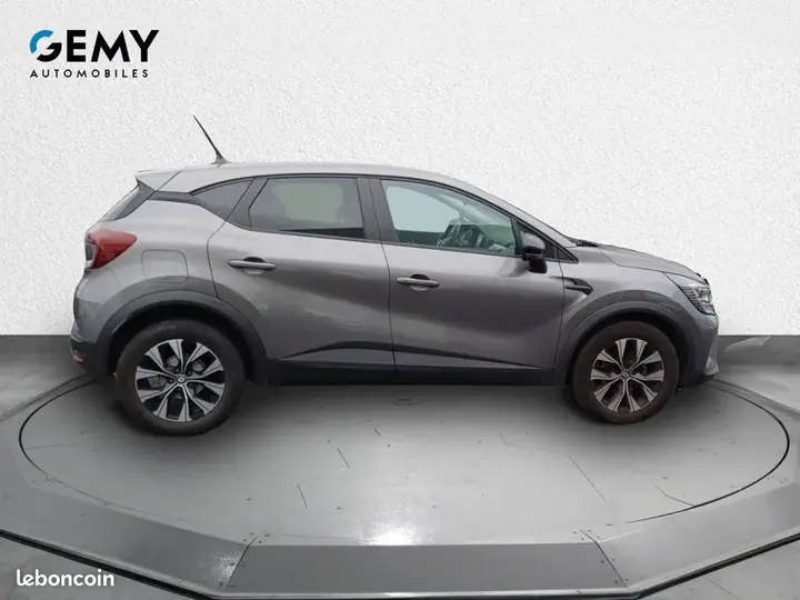 Renault Captur 2024 photo 4
