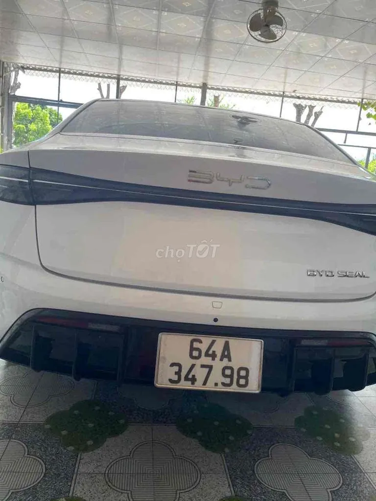 BYD Seal photo 3