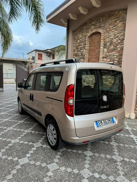Fiat Doblo 2012 photo 3