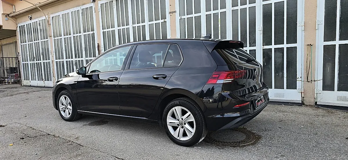 Volkswagen Golf 2022 photo 3