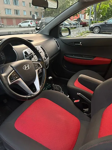 Hyundai I20 2012 photo 4