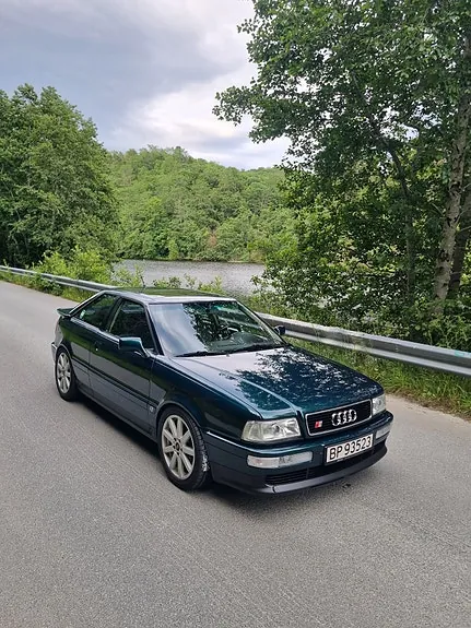 Audi S2 1991 photo 2