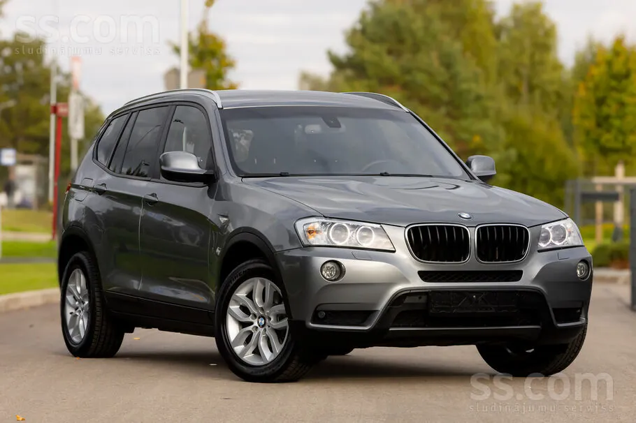 BMW X3 2012 photo 3