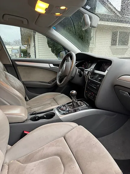 Audi A4 2011 photo 5