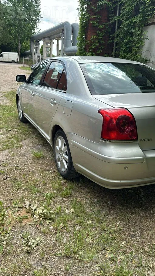 Toyota Avensis 2005 photo 5
