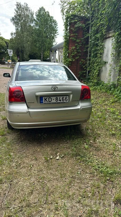 Toyota Avensis 2005 photo 4