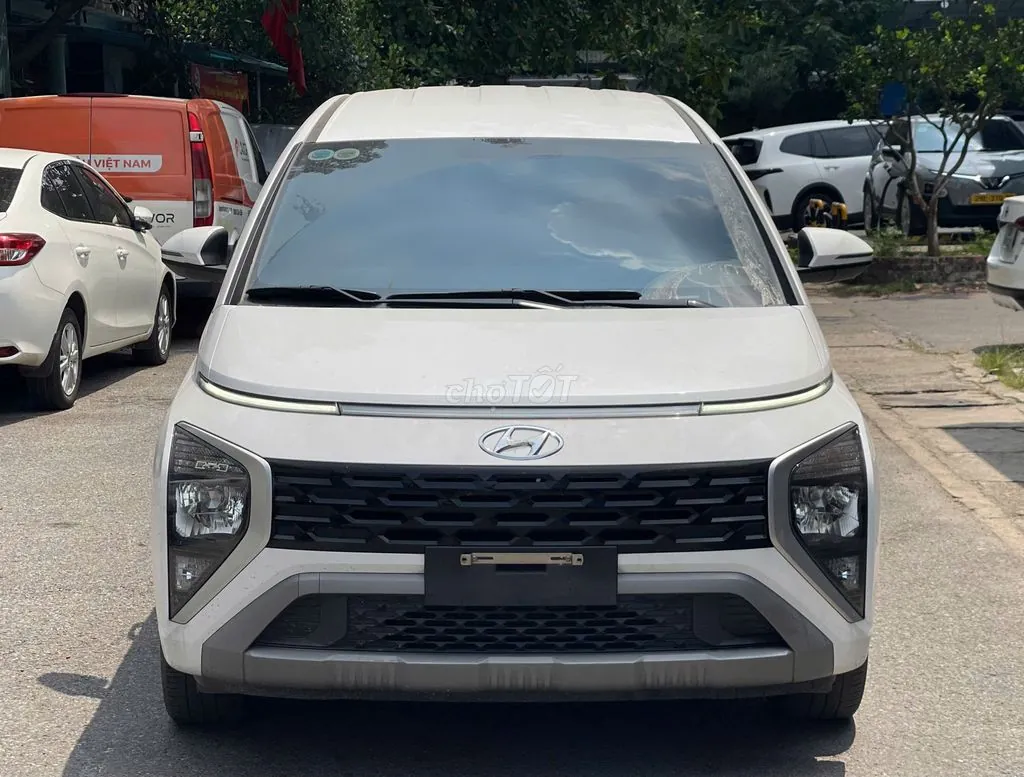 Hyundai Stargazer