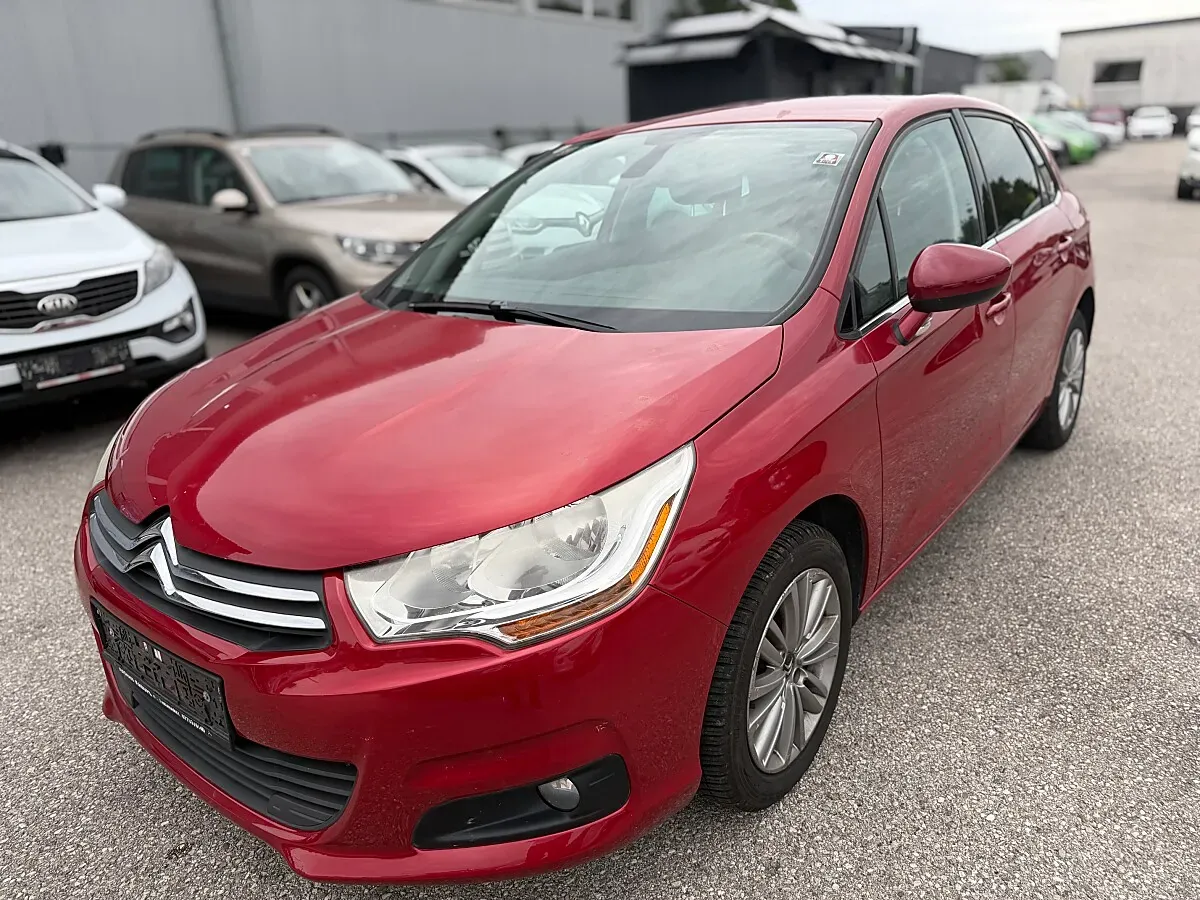 Citroen C4 2011 photo 2