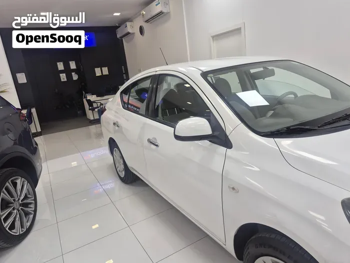 Nissan Sunny 2022 photo 2