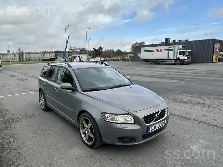 Volvo V50 2007 photo 5