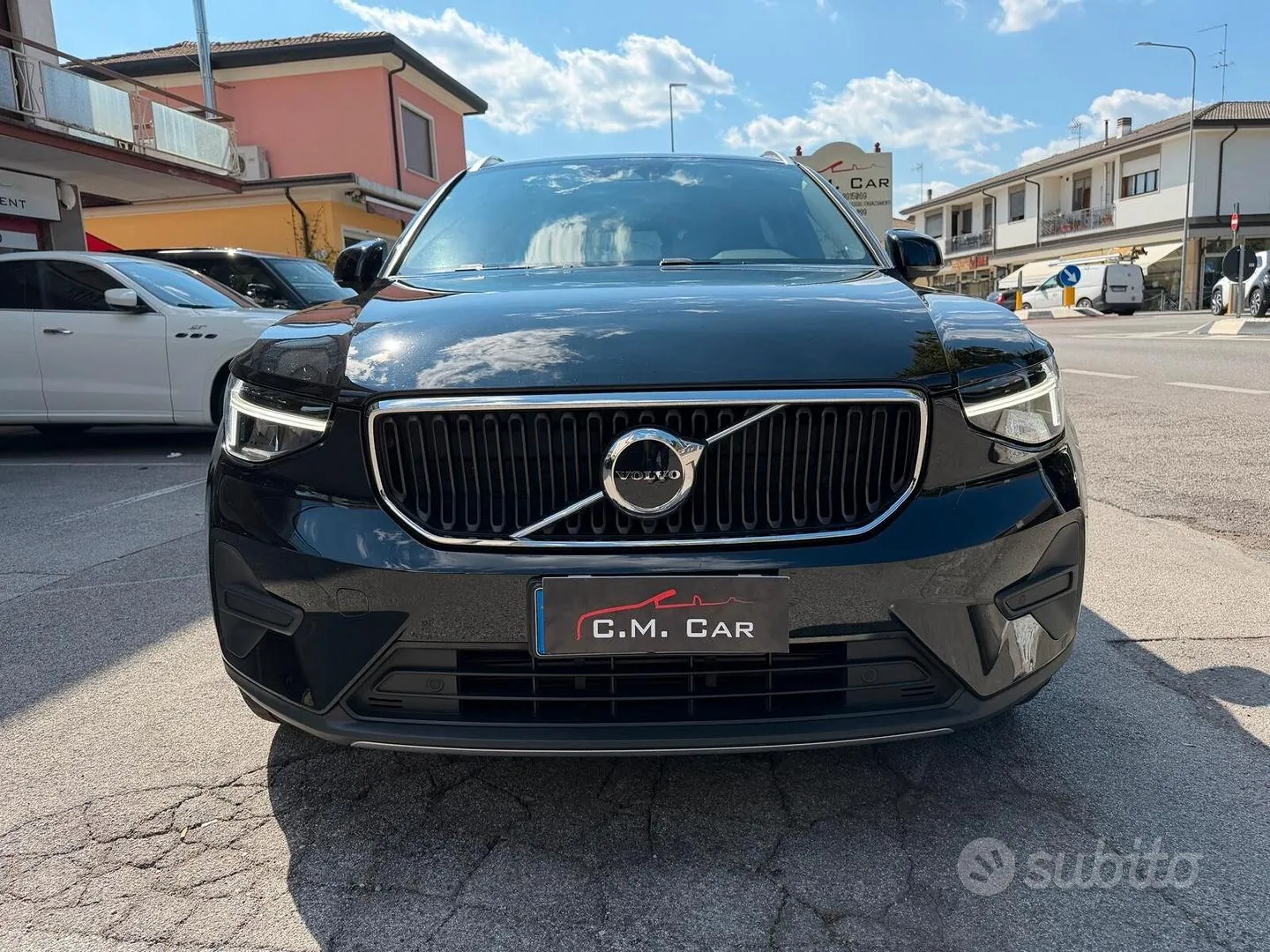 Volvo Xc40 2023 photo 2