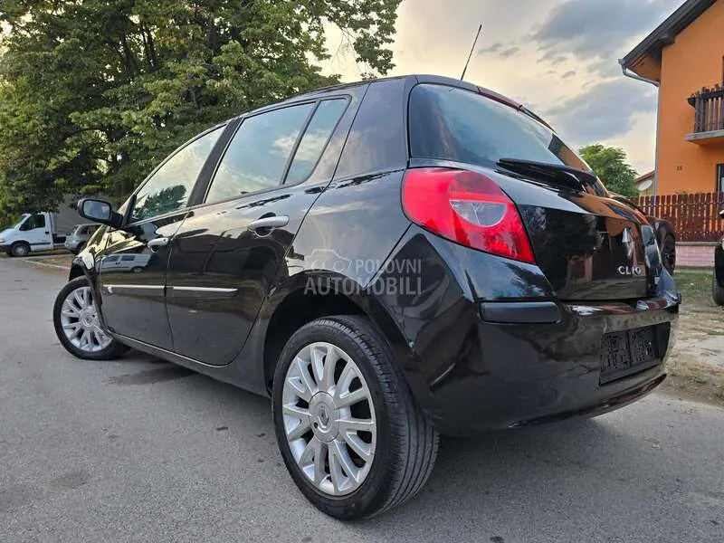 Renault Clio 2007 photo 4