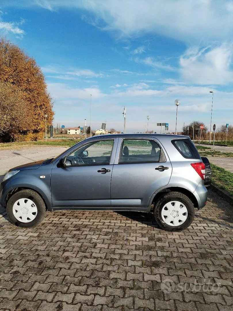 Daihatsu Terios 2006 photo 2